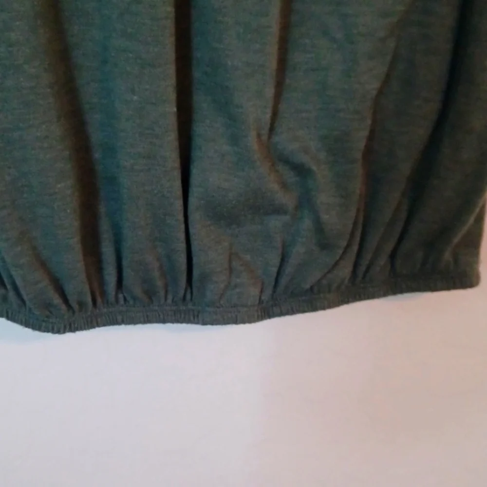 PerSeption Concept Forest Green Tank Top With Gold Zipper Womans Size Small - Picture 3 of 5